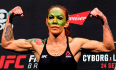 «Фанатка» Головкина из Bellator назвала имя своей следующей жертвы