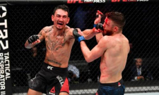 Видео полного боя Макс Холлоуэй — Кэлвин Каттар с кровавой рубкой на UFC Fight Island 7