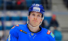 «Так получилось». Хоккеист «Барыса» объяснил свое удаление и назвал залог победы над «Амуром»