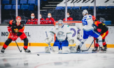 «Выгрызает место». Озвучены факторы успеха «Барыса» в Финляндии и его главный герой