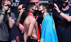 Жумагулов — Альбази: прямая трансляция боя UFC