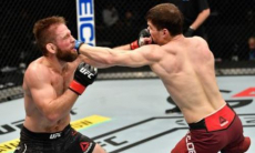 Ветеран UFC объявил о завершении карьеры после поражения от непобежденного бойца казахстанского менеджера