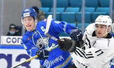 Фоторепортаж с матча КХЛ «Барыс» — «Трактор» 2:3