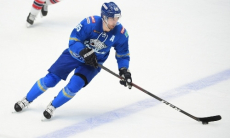 Фоторепортаж с матча КХЛ «Барыс» — «Нефтехимик» 4:1