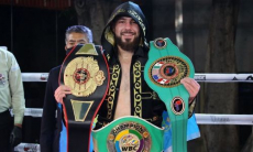 Видео полного боя казахстанца Садриддина Ахмедова за три чемпионских пояса