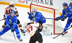 «Не дал отличиться». Российское СМИ — о выступлениях Карлссона за «Авангард» и шикарном выстреле лидера «Барыса»