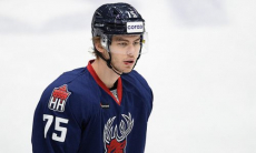 Конкурент «Барыса» за лучшее место в плей-офф КХЛ продлил контракты с основными защитниками