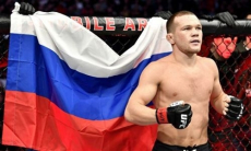 Петра Яна посадили на карантин перед защитой чемпионского титула на UFC 259