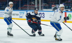 «По умолчанию хорош». В России озвучили фаворита третьего матча «Барыса» с «Металлургом» в Кубке Гагарина