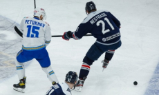 «Иллюзии должны выветриться». «Металлургу» предрекли большие проблемы в серии плей-офф КХЛ с «Барысом»