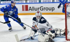 «Будут действовать как можно аккуратнее в собственной зоне». Озвучен прогноз на пятый матч «Барыса» с «Металлургом»