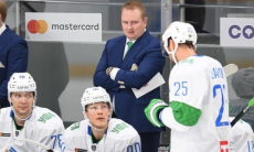 «Буду смотреть». Наставник «Салавата Юлаева» объяснил свой интерес к серии «Барыса» с «Металлургом»