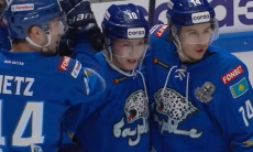 «Барыс» сравнял счет в матче с «Металлургом» за 14 секунд до сирены. Видео