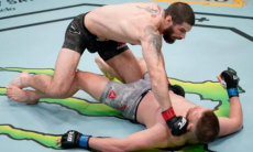 Первый бой турнира UFC был завершен убойным нокаутом спустя 16 секунд. Видео
