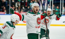 Лидер конференции «Барыса» повел в серии плей-офф КХЛ со счетом 3:0