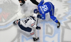 «Интересно». «Матч ТВ» указал на неприятную схожесть игр «Барыса» и «Авангарда» в плей-офф КХЛ