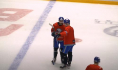 «Какие две минуты? Отдыхай». Хоккеист «Барыса» и сборной Казахстана провел тренировку с микрофоном. Видео