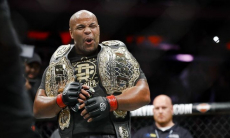 «Этот бой обязательно нужно делать». Бывший чемпион UFC настоял на поединке Нганну с Джонсом