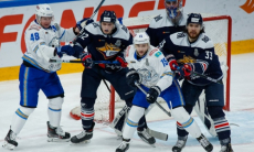 «Недовольны играми наших лидеров». Обидчик «Барыса» в Кубке Гагарина готов затеять чистку состава