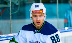 Форвард сборной Казахстана помог своему клубу одержать вторую победу в финале Кубка Петрова