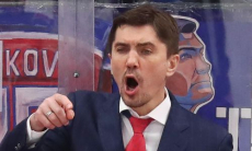 Воспитанник Усть-Каменогорска сорвался на судей в финале Кубка Гагарина. Видео