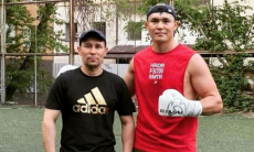 Камшыбек Кункабаев продемонстрировал силу удара и технику на тренировке. Видео
