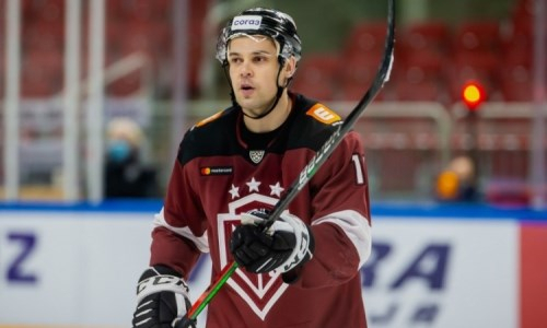 Соперник «Барыса» по КХЛ продлил контракты с четырьмя хоккеистами