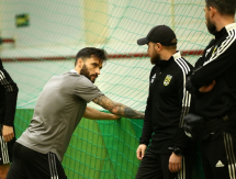 «Тобол» представил фото с предматчевой тренировки