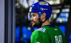 Клуб конференции «Барыса» в КХЛ продлил контракт с экс-игроком НХЛ