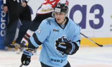 Двукратный обладатель Кубка Гагарина заключит контракт с соперником «Барыса» по КХЛ