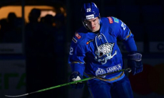 «Как такое стало возможно?». Названы причины неожиданно большого интереса к форварду «Барыса» клубов КХЛ