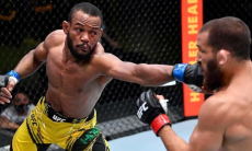 На турнире UFC произошло историческое событие