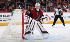 Стало известно, сыграют ли два вратаря из НХЛ за соперника сборной Казахстана на ЧМ-2021