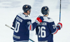 Клуб КХЛ хоккеистов сборной Казахстана готов продлить контракт с 40-летней легендой