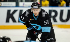 Бомбардир с большим опытом в НХЛ стал одноклубником хоккеиста сборной Казахстана