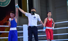 «Мне будет сложно». Казахстанский боксер рассказал о переходе в новый вес и подготовке к ЧА-2021
