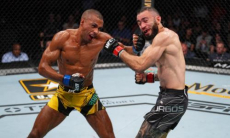 Экс-соперник Хабиба Нурмагомедова выдал необычный нокаут на UFC 262. Видео