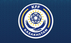 «Астана» крупно оштрафована за выход болельщиков на поле, а «Окжетпесу» грозит Вторая лига