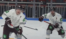 Первый соперник сборной Казахстана на ЧМ-2021 показал, как проводит время на самоизоляции. Видео