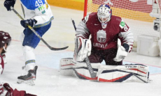 «Провел выдающийся матч». Боб Хартли назвал лучшего хоккеиста сборной Латвии в игре с Казахстаном