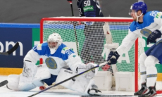 Выходит ли Казахстан в плей-офф после трех туров чемпионата мира по хоккею?