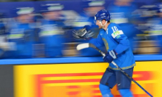 «Я даже не смотрел, когда Рома Старченко бил буллит, забьет он или нет, отвернулся». Автор победной шайбы сборной Казахстана в ворота Германии поделился эмоциями и раскрыл секрет успеха