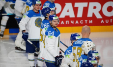 «Выше всех на голову». Международная федерация хоккея пошутила над игроком сборной Казахстана. Фото