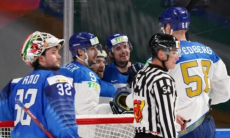 Как сборная Казахстана забросила 11 шайб в ворота Италии на чемпионате мира. Видео