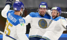 Сборная Казахстана лишилась лидерства в группе ЧМ-2021 по хоккею. Что с плей-офф?