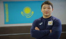 Казахстанец выиграл «золото» юниорского чемпионата мира по тяжелой атлетике