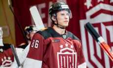 Нападающий из КХЛ с опытом игры в США подписал контракт с казахстанским клубом