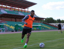 «Тобол» показал фото предматчевой тренировки