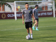 «Тобол» показал фоторепортаж с предматчевой тренировки