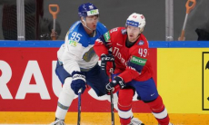 Нападающий сборной Казахстана обратился к фанатам после вылета с ЧМ-2021